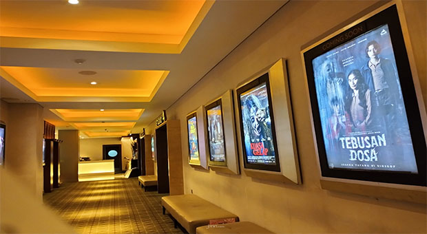 Sedang Tayang di Bioskop: 10 Film Menarik yang Wajib Kamu Tonton Hari Ini